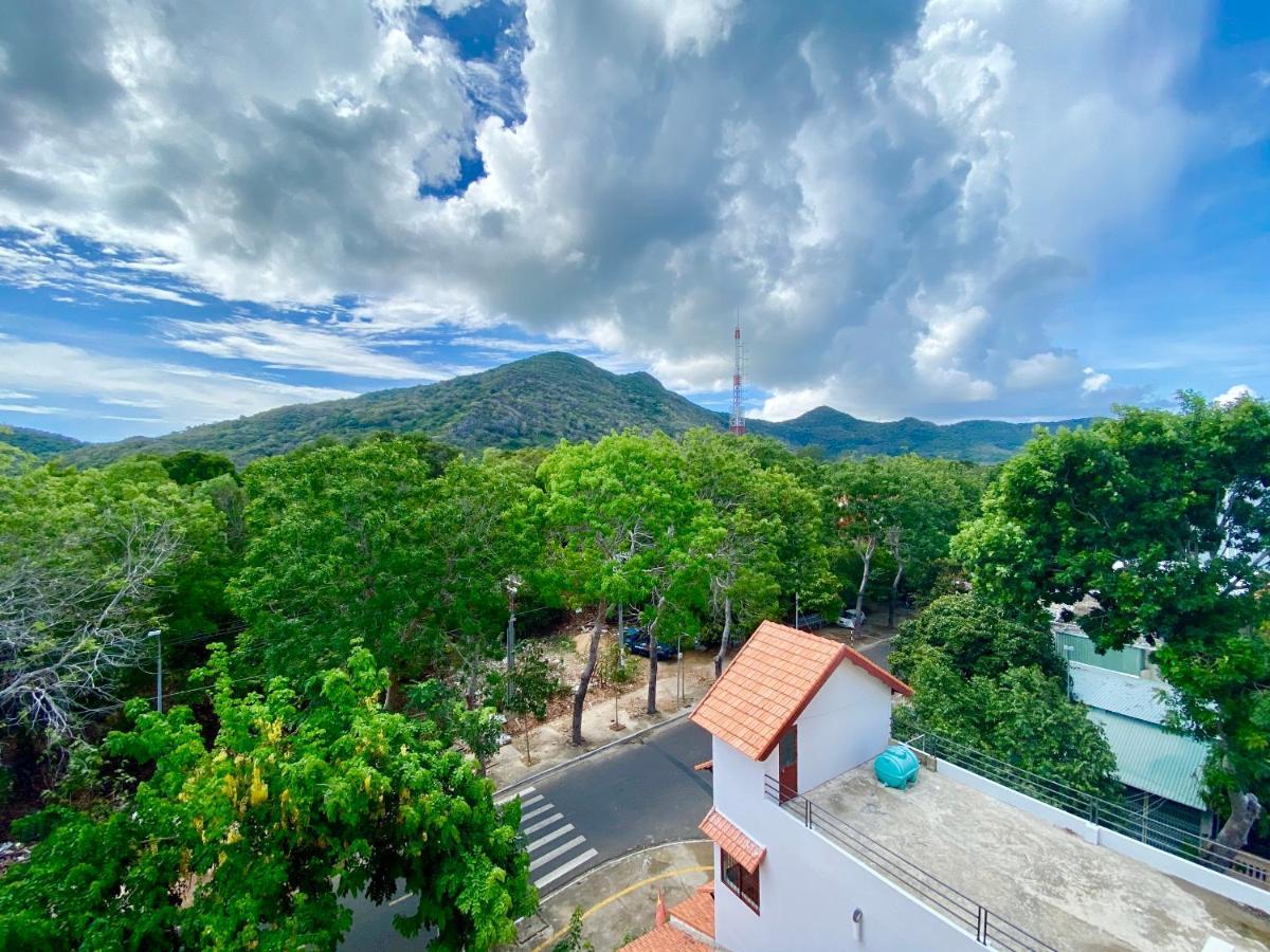 Khách sạn Phúc Lộc An Côn Đảo Chi Khu Co Ong Esterno foto